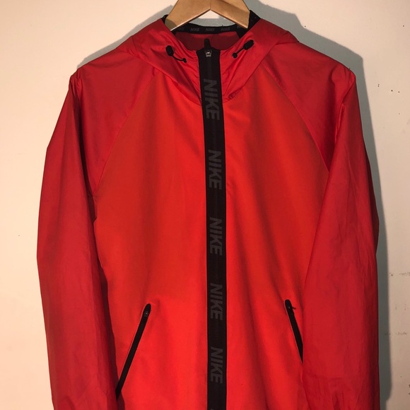 nike infrared windbreaker